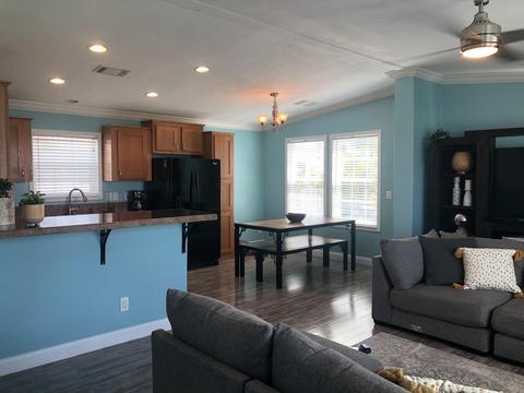 252 Mars Ln, Key West, FL 33040 photo 3