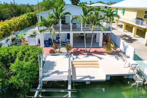 29695 Flying Cloud Ave, Big Pine Key, FL 33043 photo 2