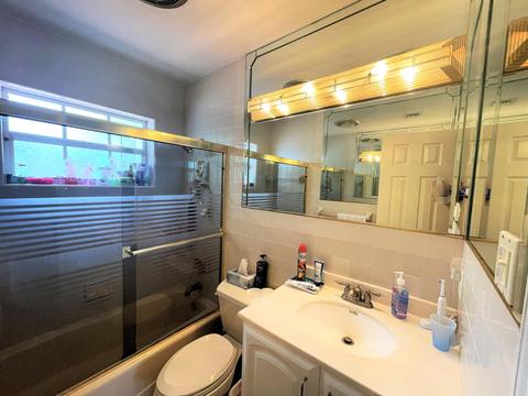8052 Bonito Dr, Marathon, FL 33050 photo 11