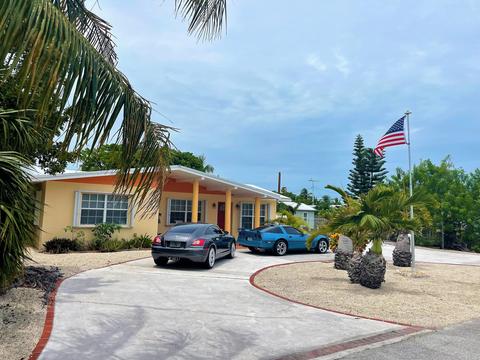 8052 Bonito Dr, Marathon, FL 33050 photo 2