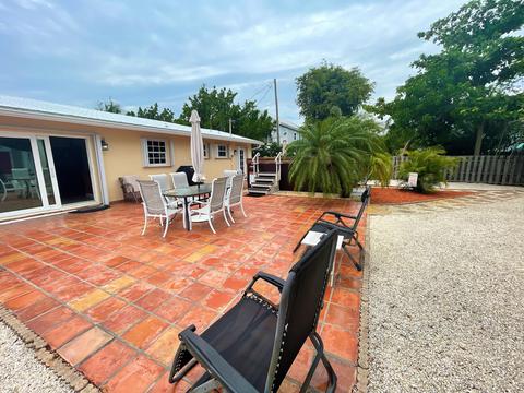 8052 Bonito Dr, Marathon, FL 33050 photo 1