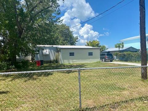 30837 Hammock Dr, Big Pine Key, FL 33043 photo 5