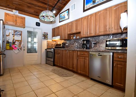 29 Bonefish Ave, Key Largo, FL 33037 photo 2
