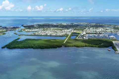 7200 5th St, Stock Island, FL 33040