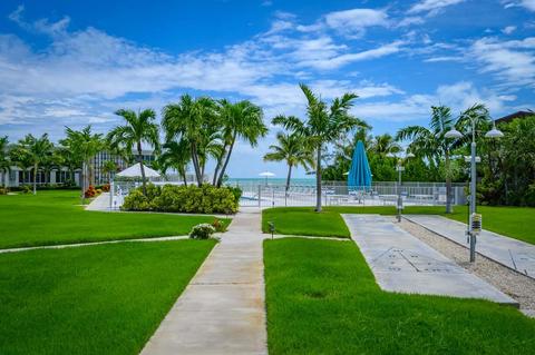 581 E Ocean Dr #14, Key Colony Beach, FL 33051 photo 22