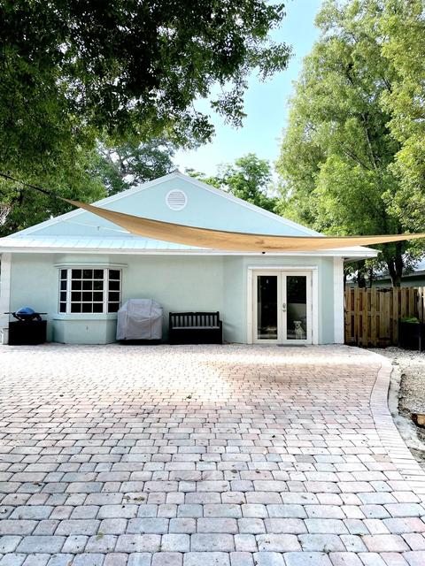 158 Apache St, Tavernier, FL 33070 photo 2