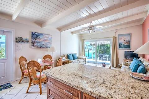 241 9th St #KEY colony, Key Colony Beach, FL 33051 photo 13