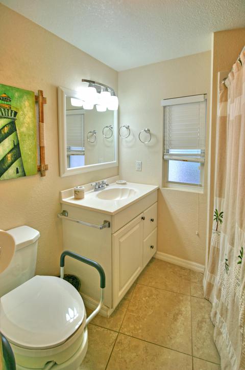 809 N Topaz, Key Largo, FL 33037 photo 16