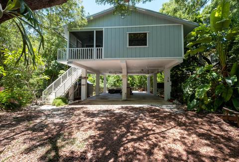 1023 Snapper Ln, Key Largo, FL 33037 photo 2