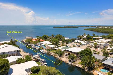 2663 Yellowtail Ave, Marathon, FL 33050 photo 12