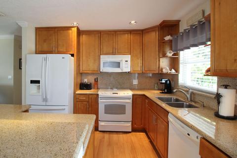 40 High Point Rd #E201, Plantation Key, FL 33070 photo 7