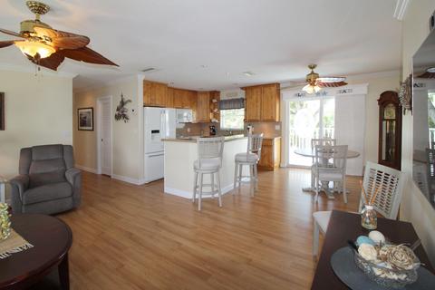 40 High Point Rd #E201, Plantation Key, FL 33070 photo 3