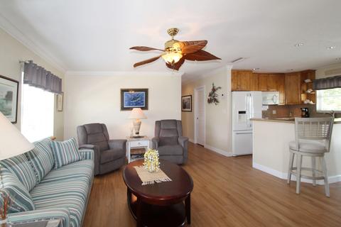 40 High Point Rd #E201, Plantation Key, FL 33070 photo 6