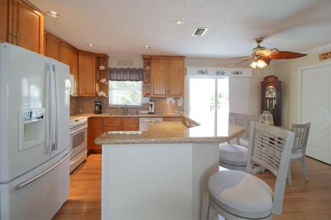 40 High Point Rd #E201, Plantation Key, FL 33070 photo 8