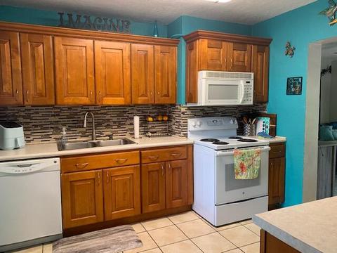 90 Oleander Dr, Key Largo, FL 33037 photo 7