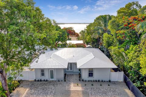 300 2nd Ter, Key Largo, FL 33037 photo 1