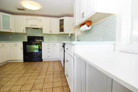 61 Snapper Ave, Key Largo, FL 33037 photo 8
