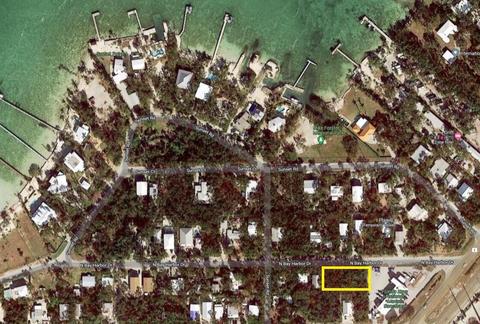 109 N Bay Harbor Dr, Key Largo, FL 33037