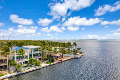 1 Man O War Dr, Marathon, FL 33050 photo 2