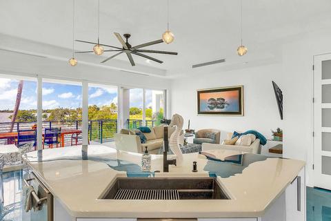 1 Man O War Dr, Marathon, FL 33050 photo 17
