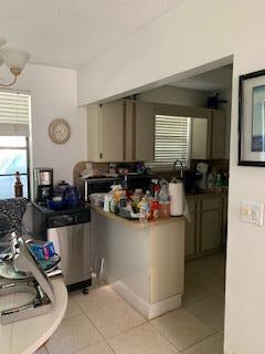 42 Snapper Ave, Key Largo, FL 33037 photo 2