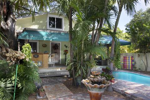709 Thomas St, Key West, FL 33040 photo 2