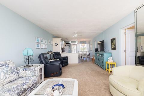 581 E Ocean Dr #32, Key Colony Beach, FL 33051 photo 21