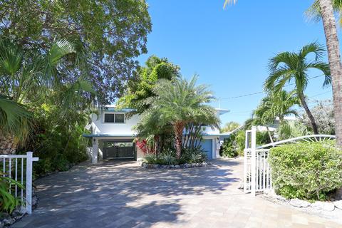 231 Mohawk St, Tavernier, FL 33070 photo 4