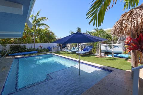 231 Mohawk St, Tavernier, FL 33070 photo 1