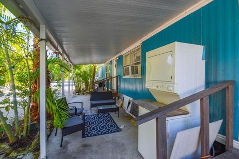 31447 Avenue E, Big Pine Key, FL 33043 photo 4
