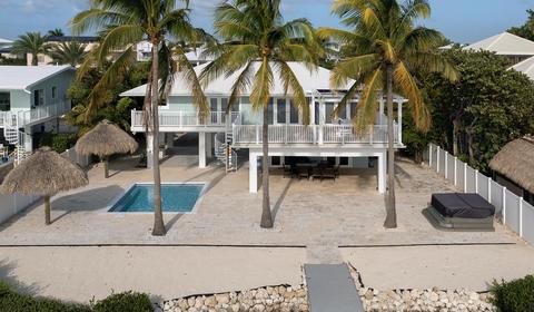 55 N Bounty Ln, Key Largo, FL 33037 photo 1