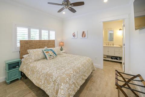 55 N Bounty Ln, Key Largo, FL 33037 photo 23