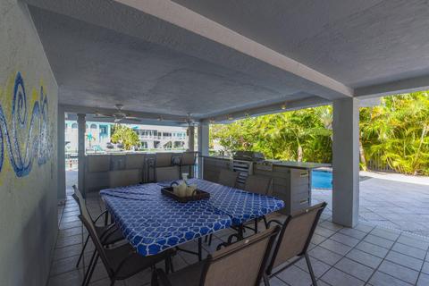 334 E Seaview Dr, Duck Key, FL 33050 photo 44