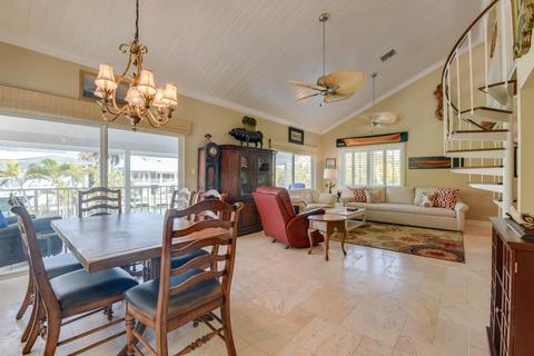 334 E Seaview Dr, Duck Key, FL 33050 photo 10