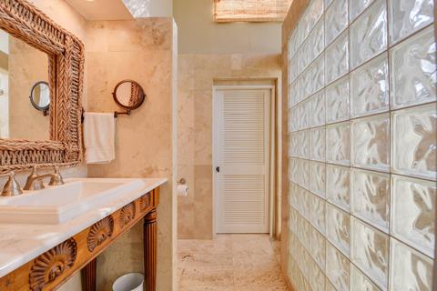 334 E Seaview Dr, Duck Key, FL 33050 photo 32