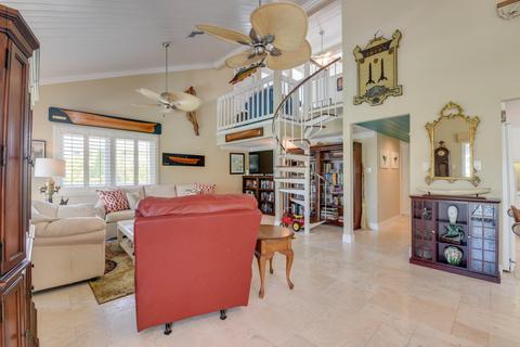334 E Seaview Dr, Duck Key, FL 33050 photo 7