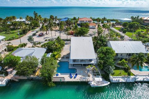334 E Seaview Dr, Duck Key, FL 33050 photo 4