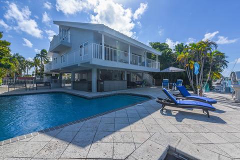 334 E Seaview Dr, Duck Key, FL 33050 photo 5