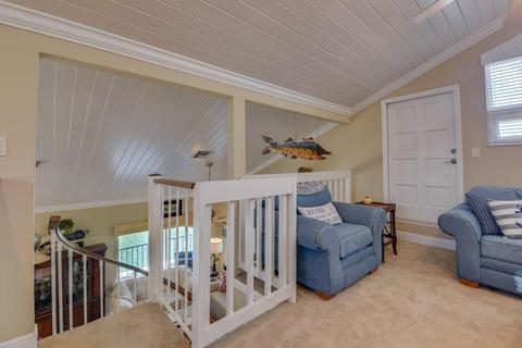 334 E Seaview Dr, Duck Key, FL 33050 photo 34