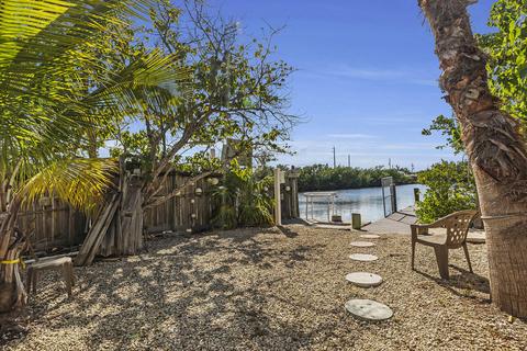 1432 Harbor Dr, Marathon, FL 33050 photo 9