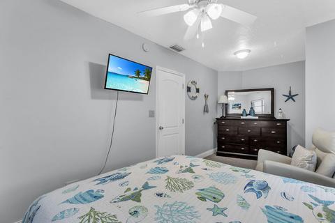 1432 Harbor Dr, Marathon, FL 33050 photo 39