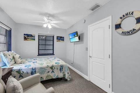 1432 Harbor Dr, Marathon, FL 33050 photo 38