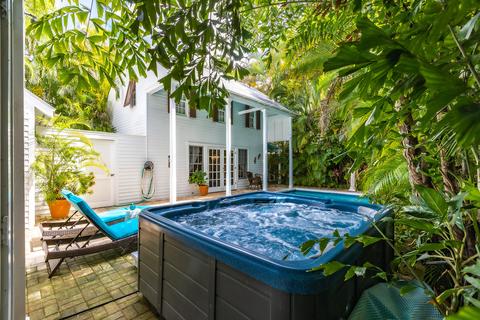 1009 Windsor Ln, Key West, FL 33040 photo 4