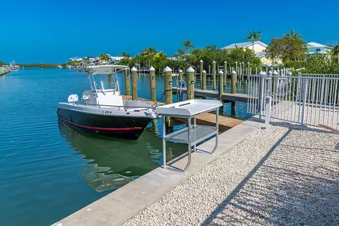100 Coco Plum Dr, Marathon, FL 33050 photo 9
