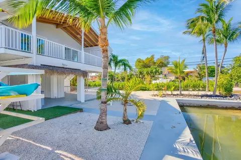 221 Cutthroat Dr, Cudjoe Key, FL 33042