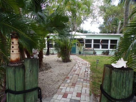3 Cindy Pl, Key Largo, FL 33037 photo 1