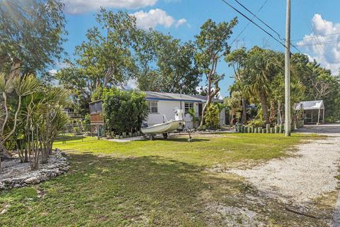 640 Cabrera St, Key Largo, FL 33037 photo 2