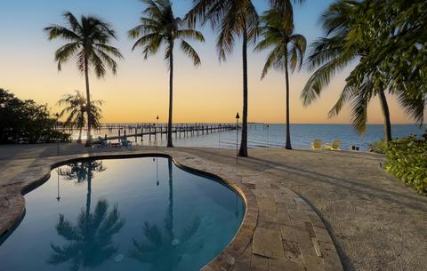 58 Sunset Rd, Key Largo, FL 33037 photo 1