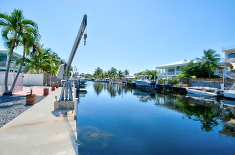 795 Bostwick Dr, Key Largo, FL 33037 photo 3