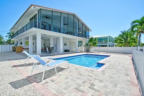 795 Bostwick Dr, Key Largo, FL 33037 photo 1
